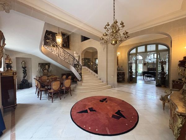 Vente Château Saint-Pierre-du-Vauvray 18 Pièces 900 m²