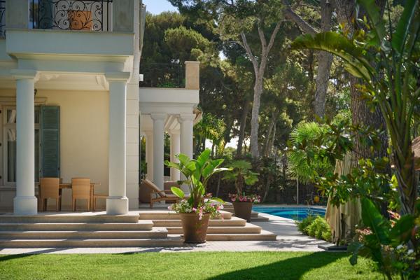 Vente Hôtel particulier Cap D'Antibes 11 Pièces 631 m²