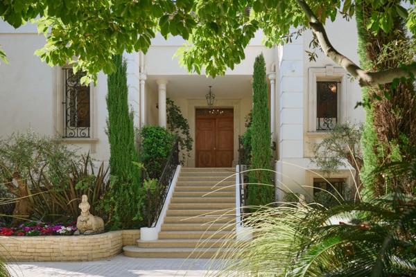 Vente Hôtel particulier Cap D'Antibes 11 Pièces 631 m²