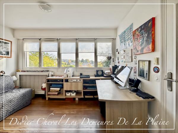 Noisy-le-Roi (78590) 98,82 m² DERNIER ÉTAGE SANS TRAVAUX