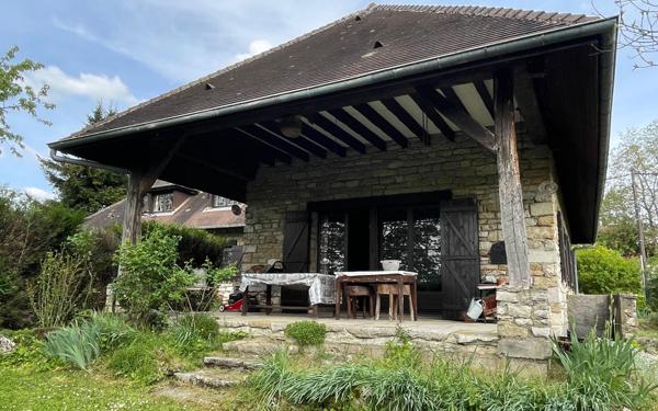 Maison à vendre    6 pièces • 165 m2 Mouchard