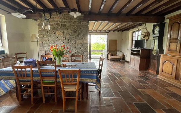 Maison à vendre    6 pièces • 165 m2 Mouchard