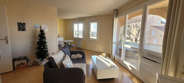 Appartement Poitiers 2 pièces 55 m2 proche FACS