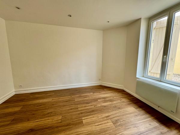 appartement rez-de-jardin 32,9 m2