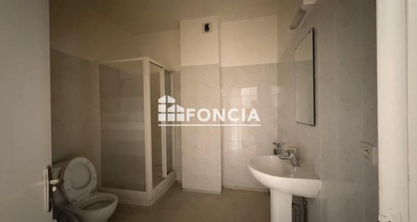 Location Appartement 2 pièces 59.85 m² - Villeneuve-sur-lot 47300