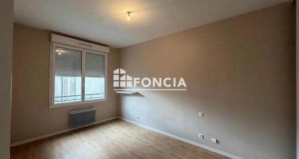Location Appartement 2 pièces 59.85 m² - Villeneuve-sur-lot 47300