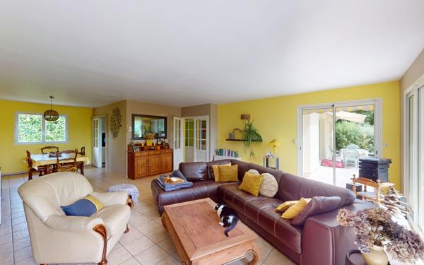 Maison à vendre    5 pièces •  Octeville-sur-Mer