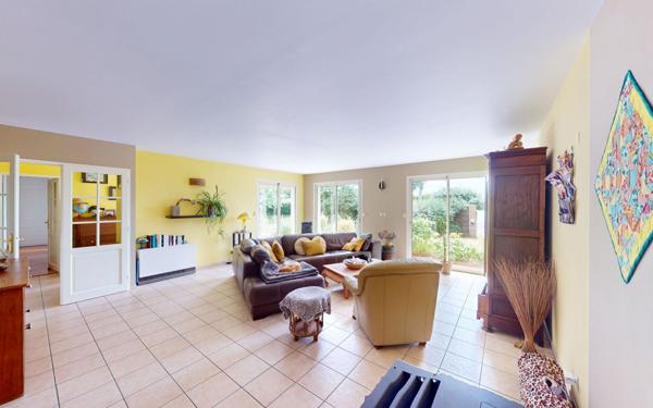 Maison à vendre    5 pièces •  Octeville-sur-Mer