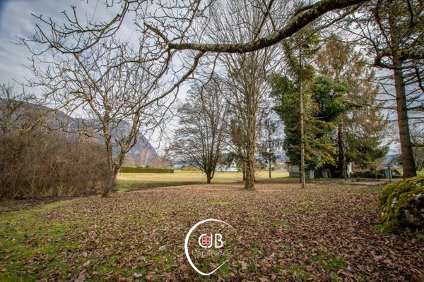 Maison aux Marches, 5 chambres et terrain d’1 hectare