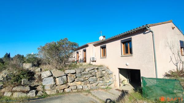 Maison de plein pied au calme avec grand sous sol