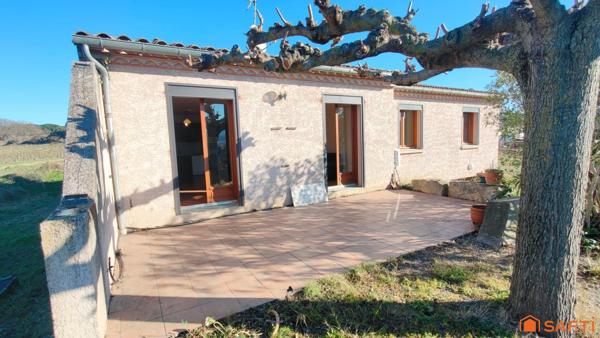 Maison de plein pied au calme avec grand sous sol