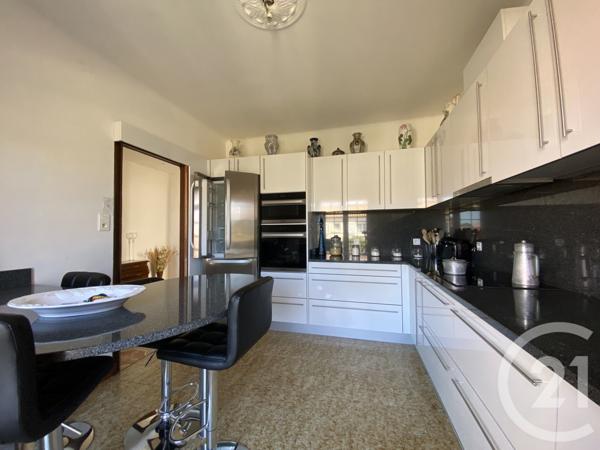 Maison à vendre  8 pièces - 186,96 m2 VIAS - 34