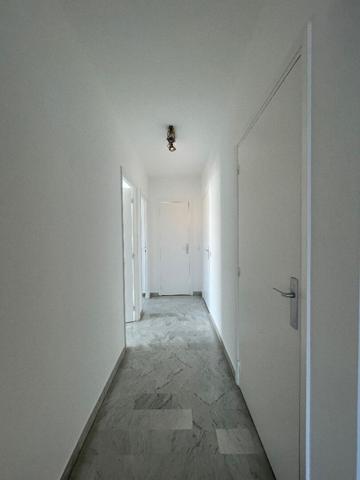 GRAND QUATRE PIÈCES RÉNOVÉ /// AVENUE ZIEM