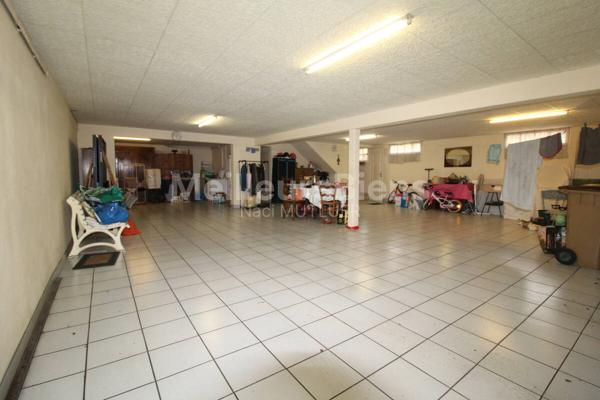 CHOLET, QUARTIER LE PLESSIS, JOLI PAVILLON SANS MITOYENNETÉ