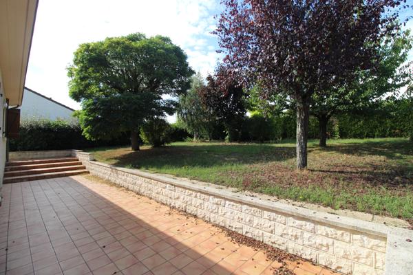 CHOLET, QUARTIER LE PLESSIS, JOLI PAVILLON SANS MITOYENNETÉ