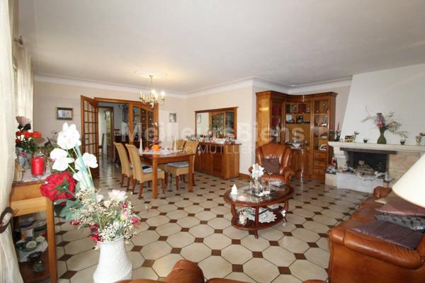 CHOLET, QUARTIER LE PLESSIS, JOLI PAVILLON SANS MITOYENNETÉ