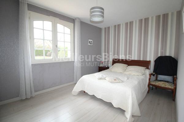 CHOLET, QUARTIER LE PLESSIS, JOLI PAVILLON SANS MITOYENNETÉ