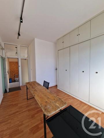 Immeuble à vendre  398 m 2   GANDRANGE  - 57