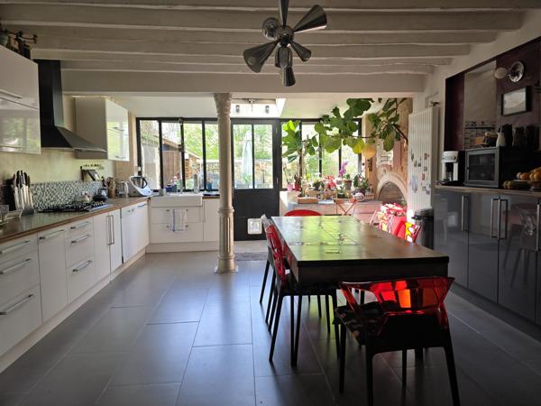 À vendre - Maison ancienne, 8 pièces située à Périgny (94520)