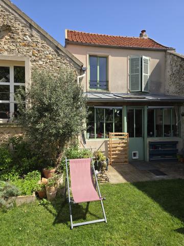 À vendre - Maison ancienne, 8 pièces située à Périgny (94520)