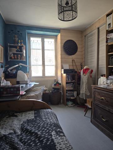 À vendre - Maison ancienne, 8 pièces située à Périgny (94520)