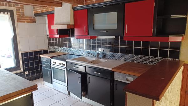 À vendre - Maison mitoyenne 2 côtés, 3 pièces située à Saint-Georges-sur-Cher (41400)