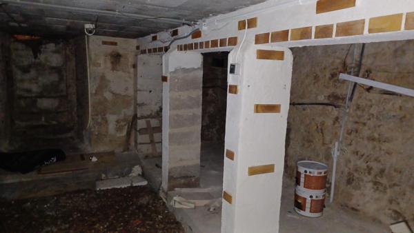 À vendre - Maison mitoyenne 2 côtés, 3 pièces située à Saint-Georges-sur-Cher (41400)