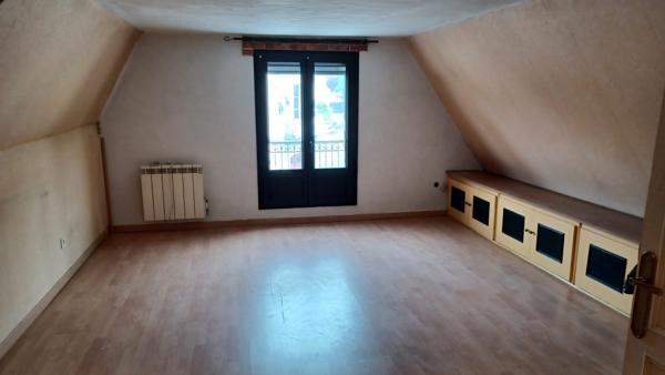 À vendre - Maison mitoyenne 2 côtés, 3 pièces située à Saint-Georges-sur-Cher (41400)