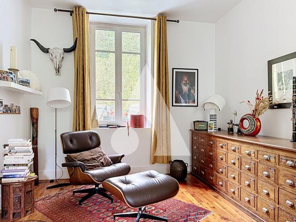 Maison 5 pièces 196 m2