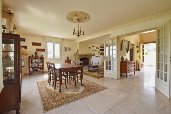 Maison à DOUARNENEZ, 29100 - 5 pièces 145m²