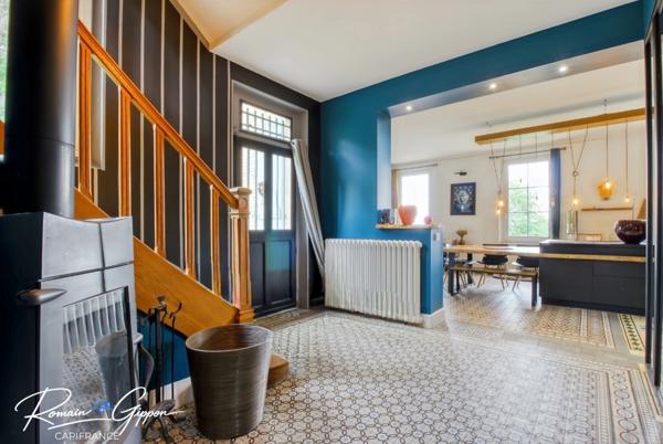 MAISON DE PRESTIGE SUR LES HAUTEURS DE NANCY – Parc arboré, vue exceptionnelle, piscine et jacuzzi – 10 pièces 298m2 NANCY (54)