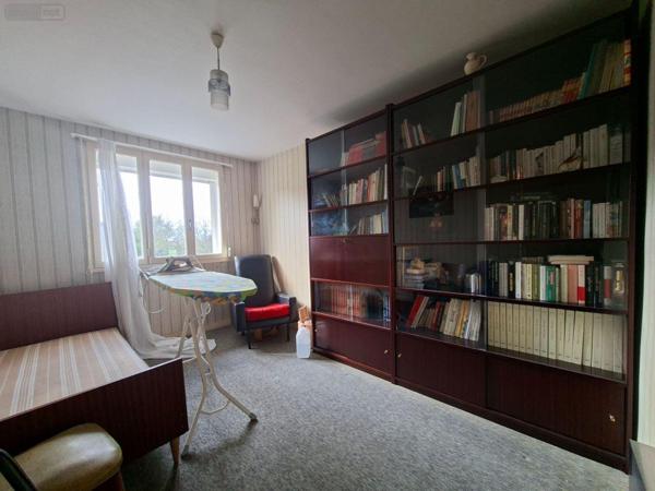 Maison à vendre à Argentonnay dans les Deux-Sèvres (79150), ref : AGM 79**