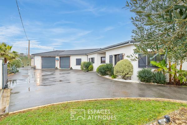 Villa moderniste avec piscine au coeur du Quartier du Fau