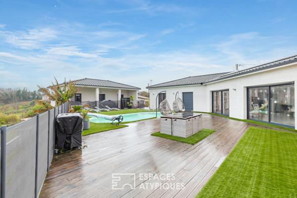 Villa moderniste avec piscine au coeur du Quartier du Fau