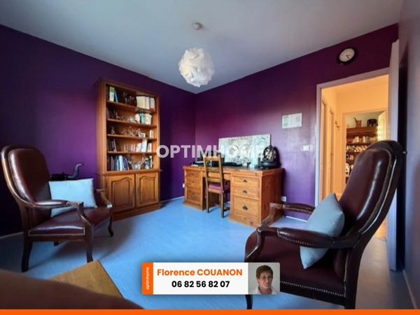 A 55 KM de PARIS. CORBREUSE 91410. Belle maison familiale de 163,04 M² loi carrez ( 189 M² habitable) avec 5/7 Chambres, garage et un beau jardin au calme..