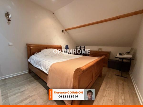 A 55 KM de PARIS. CORBREUSE 91410. Belle maison familiale de 163,04 M² loi carrez ( 189 M² habitable) avec 5/7 Chambres, garage et un beau jardin au calme..