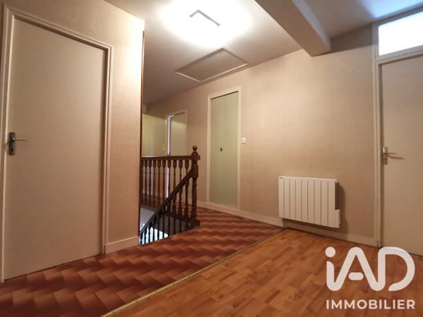 Maison à vendre 8 pièces 212 m² Louvigné-du-Désert