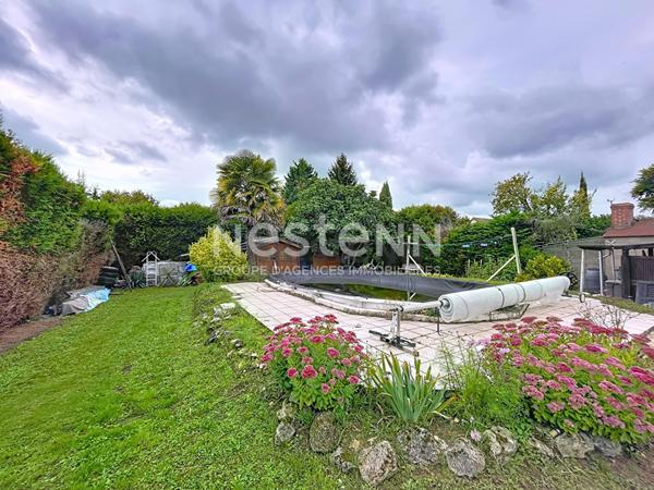 Maison familiale avec piscine - 99 m2 - Le Controis en Sologne - 3 chambres - terrain arboré