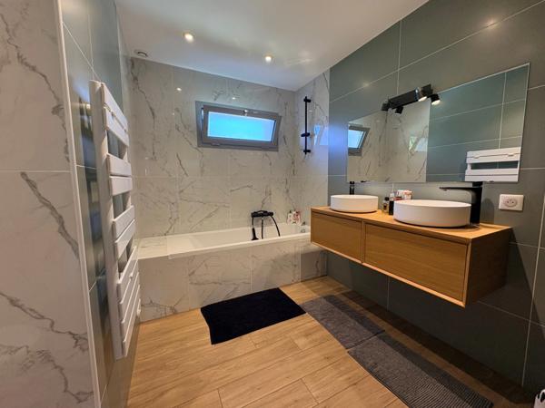 Vallauris - Villa contemporaine neuve avec vue mer