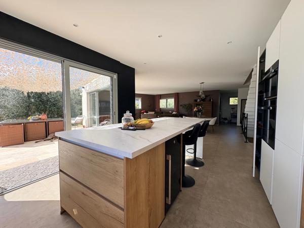 Vallauris - Villa contemporaine neuve avec vue mer