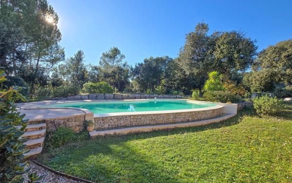 Maison à vendre    4 pièces • 130 m2 Biot