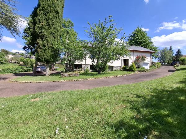 À vendre - Maison individuelle, 5 pièces située à Beaumont-sur-Sarthe (72170)