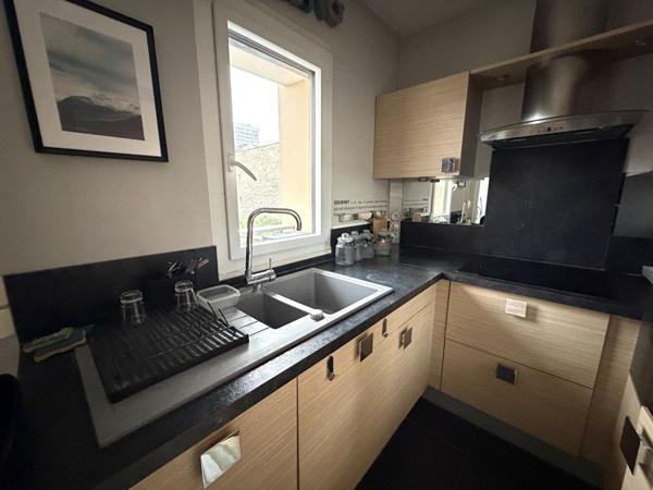 Appartement Puteaux 2 pièces 29.37 m² avec balcon