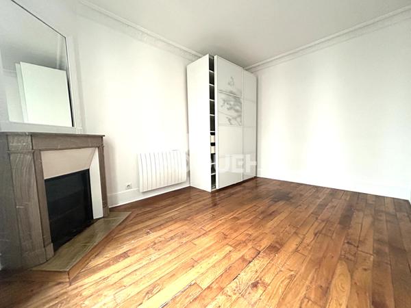 Paris 15 - Rue Dombasle - 2 pièces au calme avec ascenseur