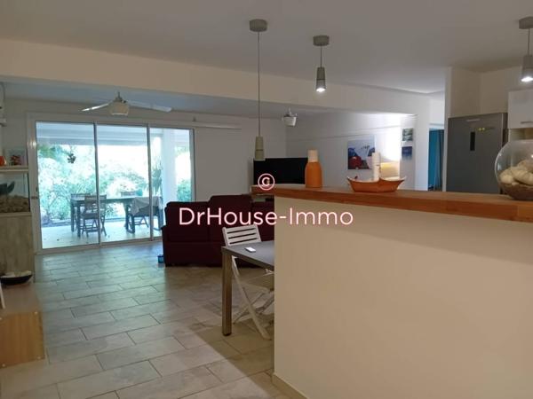 Appartement à louer 3 pièces de 90 m²