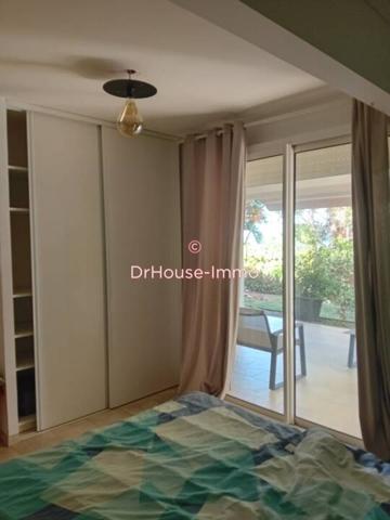 Appartement à louer 3 pièces de 90 m²