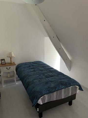 CHARMANTE CHAUMIERE 80 m² MEZERAC / ST LYPHARD