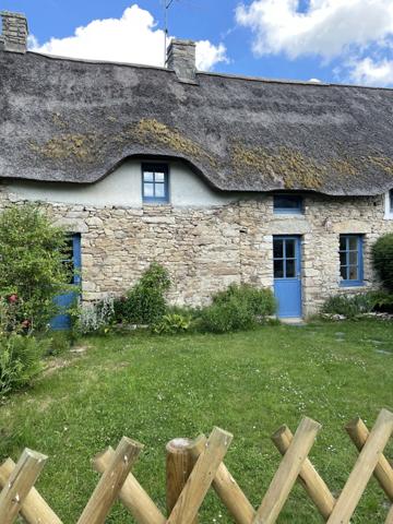 CHARMANTE CHAUMIERE 80 m² MEZERAC / ST LYPHARD