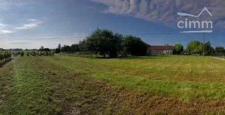 Berson (33) a 8 min de Blaye