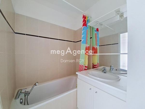 Appartement à CHOLET, 49300 - 2 pièces 40m²